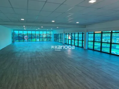 Sala Comercial para alugar, 300m² no Barra Olímpica, Rio de Janeiro