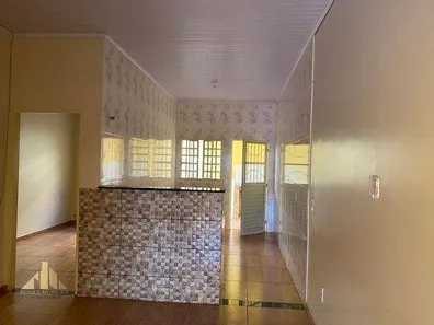 Casa com 2 Quartos à venda, 250m² no Santa Maria, Brasília