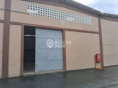 Galpão/Depósito/Armazém para alugar, 230m² no Buraquinho, Lauro de Freitas