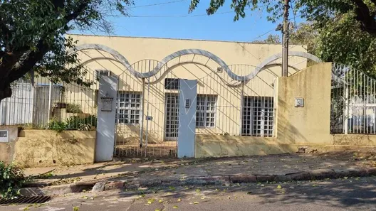 Casa com 4 Quartos à venda, 271m² no Centro, Araraquara