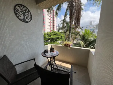 Apartamento com 2 Quartos à venda, 75m² no Jardim Las Palmas, Guarujá