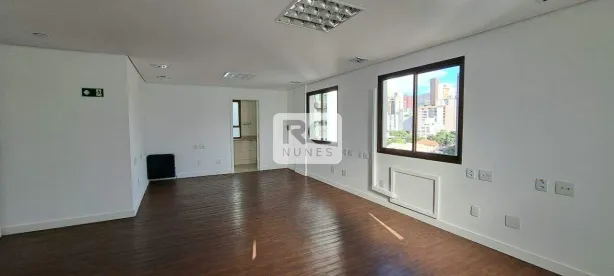 Sala Comercial para alugar, 110m² no Savassi, Belo Horizonte