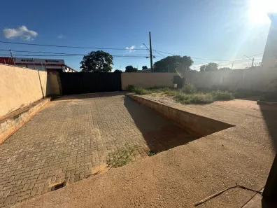 Galpão/Depósito/Armazém para alugar, 750m² no Plano Diretor Sul, Palmas