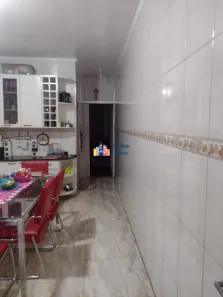 Sobrado com 3 Quartos à venda, 200m² no Vila América, Carapicuíba