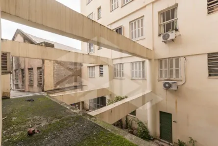 Kitnet com 1 Quarto para alugar, 32m² no Floresta, Porto Alegre