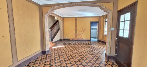 Casa com 4 Quartos para alugar, 220m² no Boa Viagem, Belo Horizonte