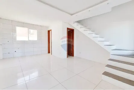 Sobrado com 2 Quartos à venda, 62m² no Tarumã, Viamão