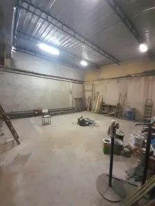 Galpão/Depósito/Armazém com 1 Quarto para alugar, 90m² no Vila Valqueire, Rio de Janeiro