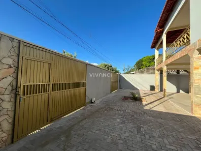Sobrado com 4 Quartos para alugar, 286m² no Plano Diretor Sul, Palmas