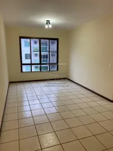 Apartamento com 2 Quartos para alugar, 71m² no Retiro, Petrópolis