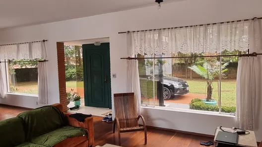 Casa com 5 Quartos para alugar, 440m² no Centro, Paranapanema