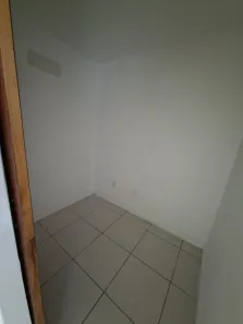 Sala Comercial para alugar, 32m² no Quarteirão Brasileiro, Petrópolis