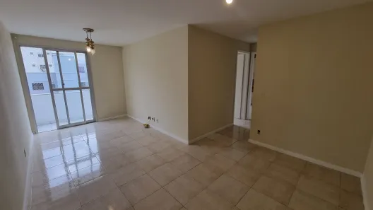Apartamento com 2 Quartos para alugar, 61m² no Taquara, Rio de Janeiro