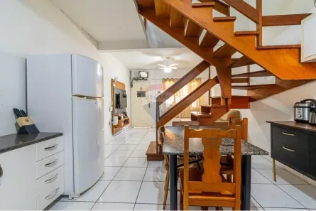 Sobrado com 2 Quartos à venda, 117m² no Parque Granja Esperança, Cachoeirinha