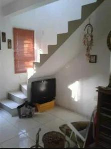 Sobrado com 2 Quartos à venda, 56m² no Tarumã, Viamão