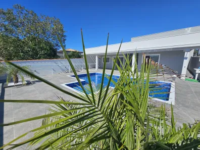 Fazenda/Sítio com 3 Quartos à venda, 300m² no , Mairinque