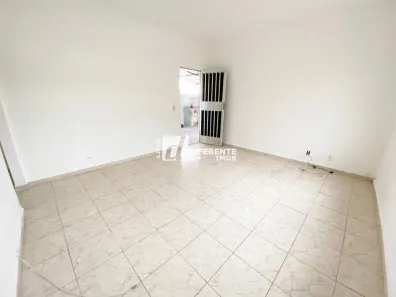 Casa com 3 Quartos para alugar, 100m² no Centro, Nova Iguaçu