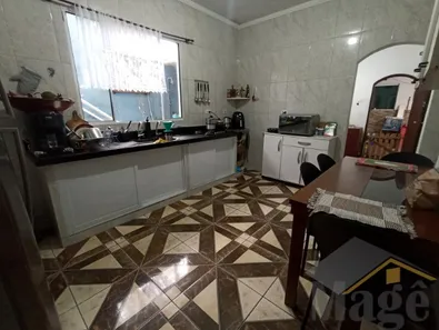Sobrado com 3 Quartos à venda, 180m² no Vila Ligya, Guarujá