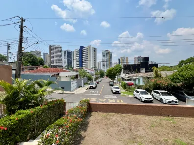 Casa com 3 Quartos à venda, 212m² no Aleixo, Manaus