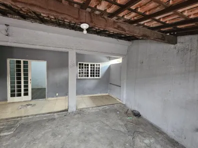 Casa com 2 Quartos para alugar, 80m² no Chacrinha, Nova Iguaçu