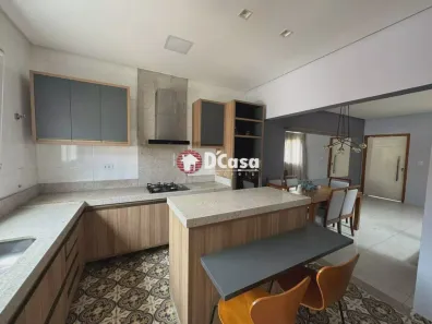 Casa de Condomínio com 3 Quartos para alugar, 121m² no Vila Areao, Taubaté