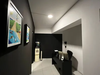 Sala Comercial com 1 Quarto para venda ou aluguel, 36m² no Candelária, Natal