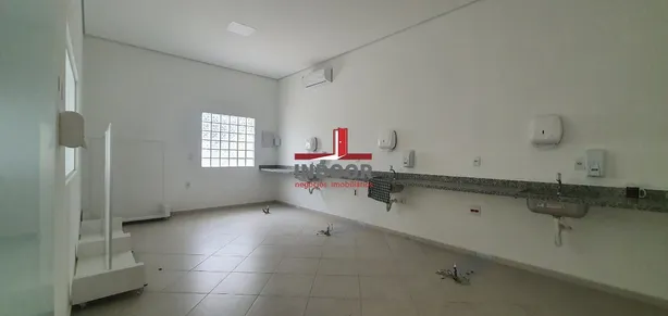 Ponto Comercial para venda ou aluguel, 306m² no Jardim Terras de São João, Jacareí