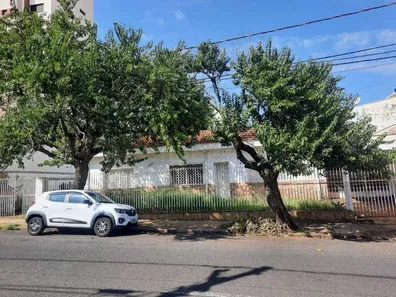 Casa com 3 Quartos à venda, 168m² no Centro, Araraquara