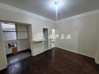 Kitnet com 1 Quarto para alugar, 45m² no Glória, Rio de Janeiro