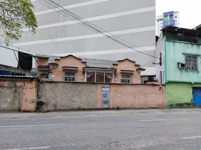 Imóvel Comercial com 3 Quartos para alugar, 10m² no Centro, Nova Iguaçu