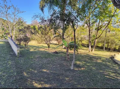 Fazenda/Sítio com 3 Quartos à venda, 1300m² no Centro, Biritiba Mirim