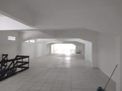 Ponto Comercial para alugar, 650m² no Mares, Salvador