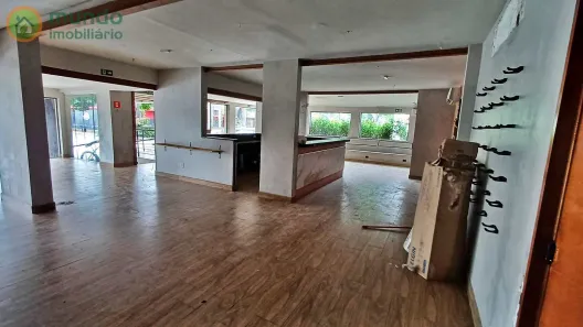 Ponto Comercial para alugar, 250m² no Jardim das Nações, Taubaté