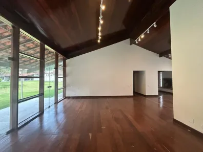 Casa com 7 Quartos para alugar, 756m² no Morin, Petrópolis