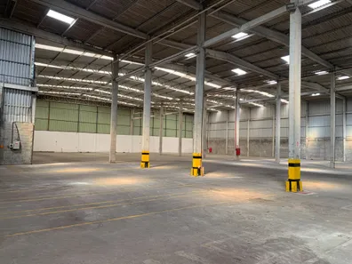 Galpão/Depósito/Armazém para alugar, 1500m² no Recreio Ipitanga, Lauro de Freitas