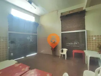 Ponto Comercial para alugar, 178m² no Santa Efigênia, Belo Horizonte