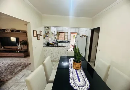 Casa com 3 Quartos à venda, 182m² no Vila José Bonifácio, Araraquara