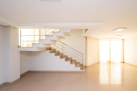 Apartamento com 4 Quartos para alugar, 340m² no Loteamento Portal do Sol II, Goiânia