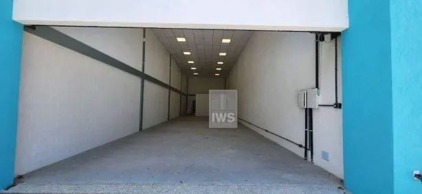 Ponto Comercial para alugar, 226m² no Vargem Pequena, Rio de Janeiro