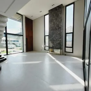 Sobrado com 3 Quartos à venda, 373m² no Distrito Industrial, Cachoeirinha