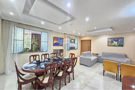 Casa com 4 Quartos à venda, 404m² no Nossa Senhora das Graças, Manaus