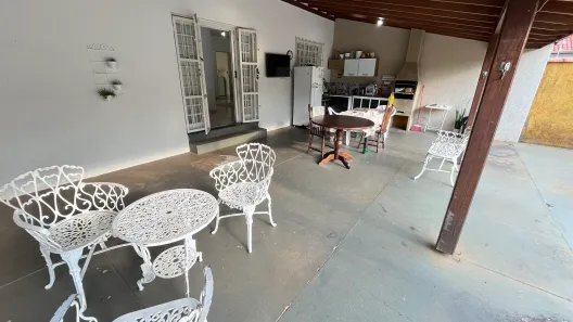 Casa com 2 Quartos à venda, 129m² no São João Batista, Brotas