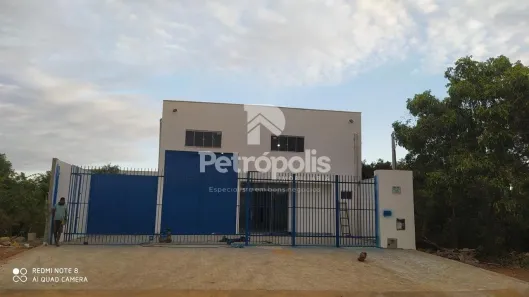 Galpão/Depósito/Armazém para venda ou aluguel, 404m² no Plano Diretor Sul, Palmas