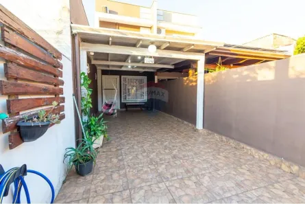 Sobrado com 2 Quartos à venda, 65m² no Parque Granja Esperança, Cachoeirinha