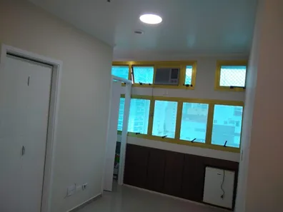 Sala Comercial à venda, 49m² no Gonzaga, Santos