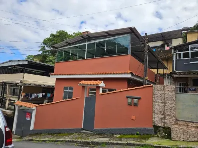 Casa com 3 Quartos para alugar, 10m² no Morin, Petrópolis