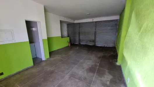 Ponto Comercial para alugar, 140m² no Asa Norte, Brasília