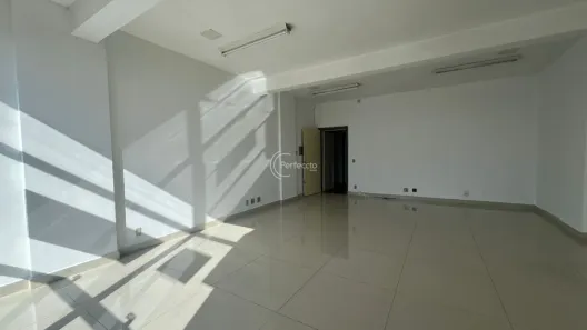 Sala Comercial para alugar, 45m² no Nossa Senhora de Lourdes, Caxias do Sul