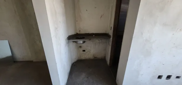 Sala Comercial à venda, 47m² no Boqueirão, Santos