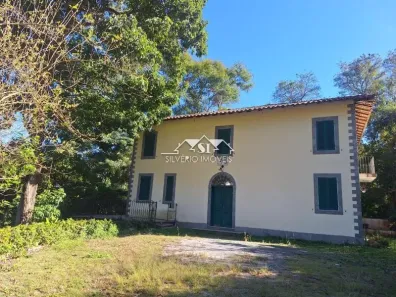 Casa de Condomínio com 4 Quartos para alugar, 240m² no Samambaia, Petrópolis